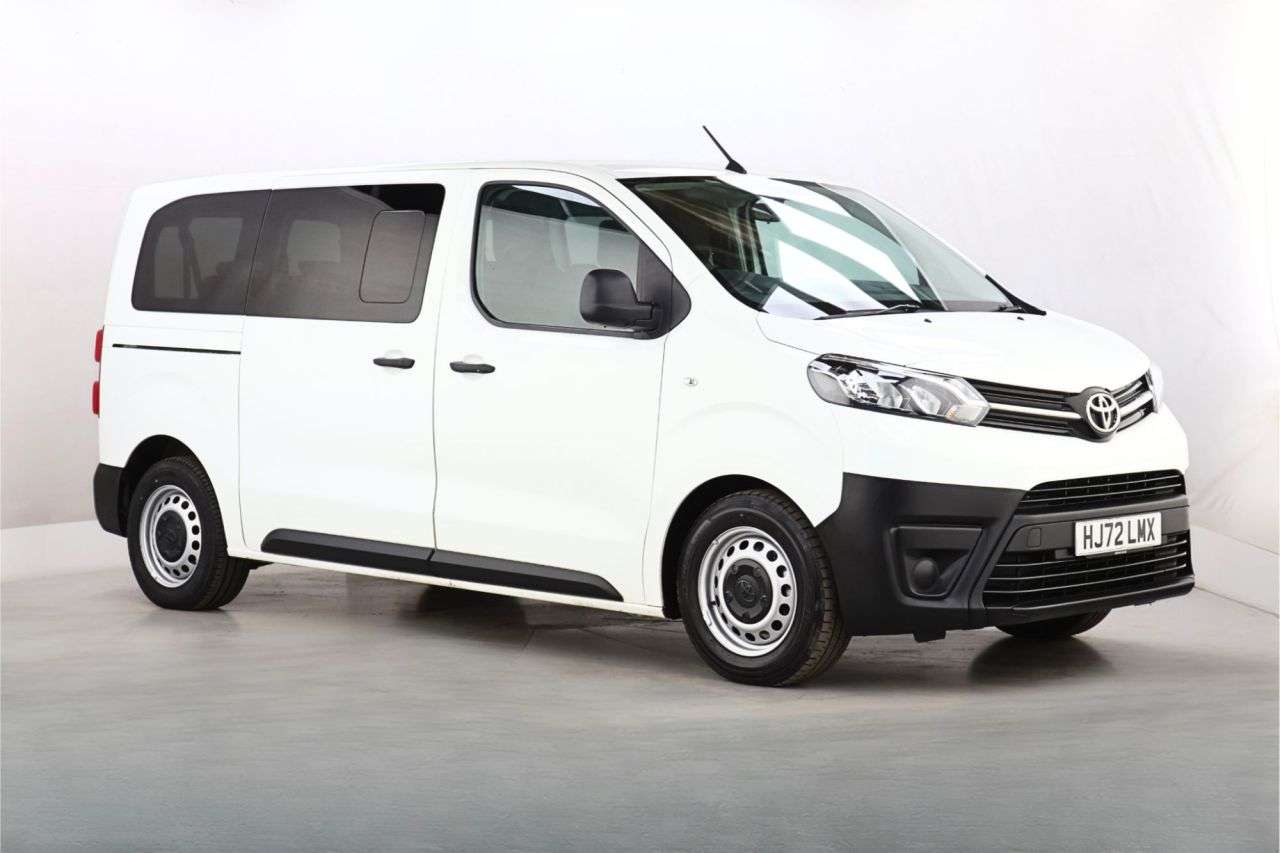A 2022 TOYOTA PROACE VERSO 1.5D Medium MPV 6dr Diesel Manual MWB Euro 6 (s/s) (9 Seat) (120 ps) A 2022 TOYOTA PROACE VERSO 1.5D Medium MPV 6dr Diesel Manual MWB Euro 6 (s/s) (9 Seat) (120 ps)