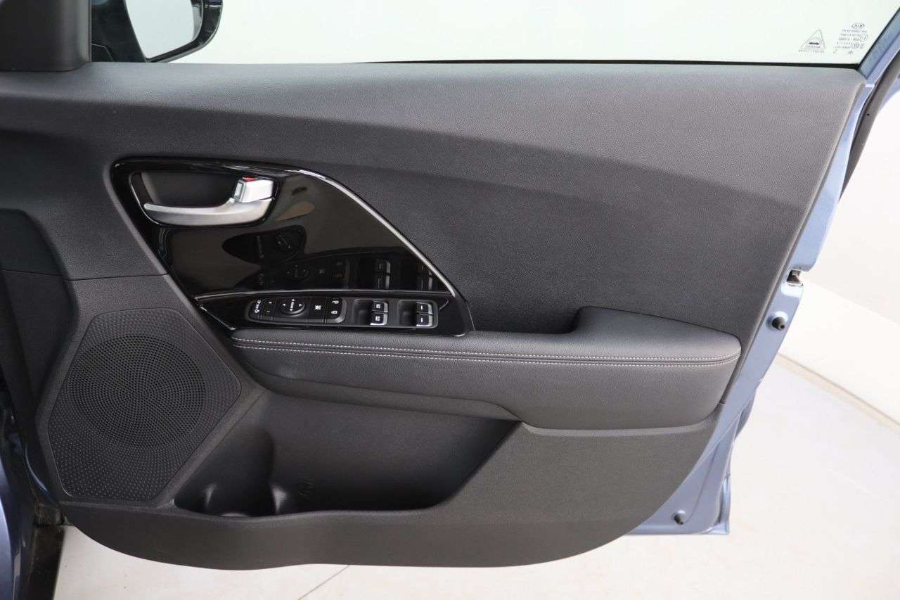 2020 KIA NIRO 2020 KIA NIRO