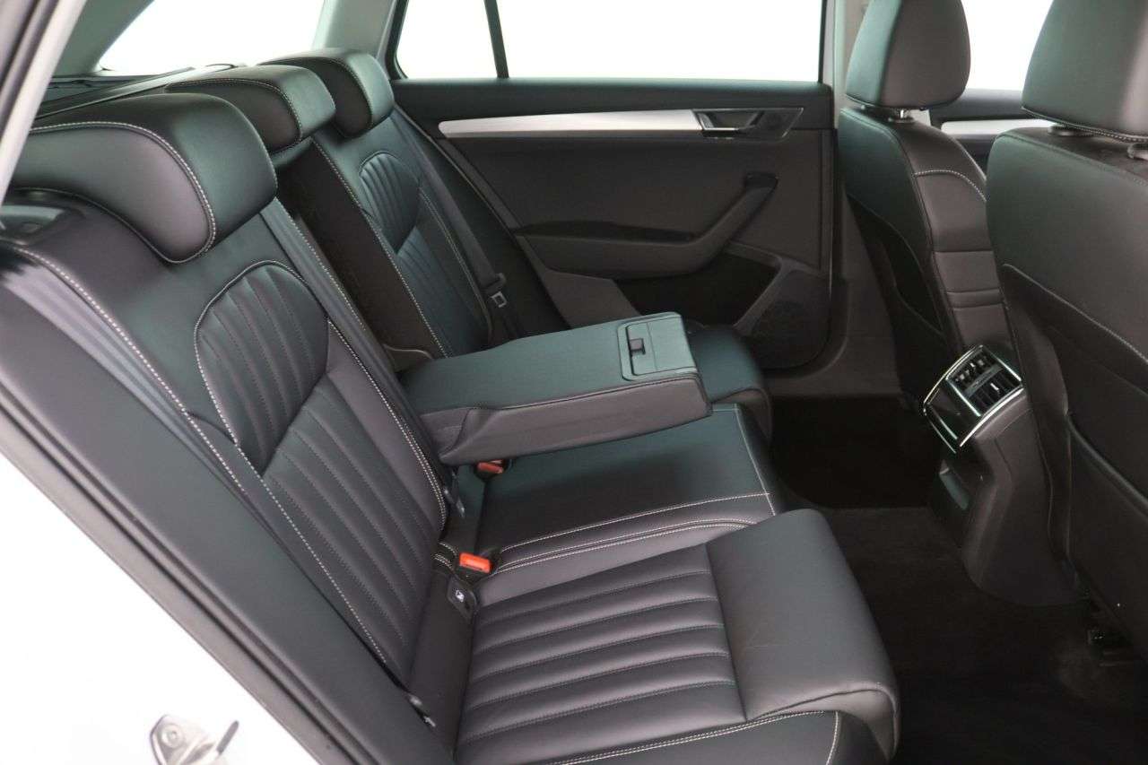 2021 SKODA SUPERB 2021 SKODA SUPERB
