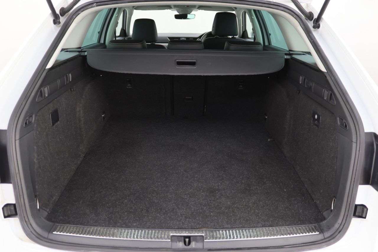 2021 SKODA SUPERB 2021 SKODA SUPERB