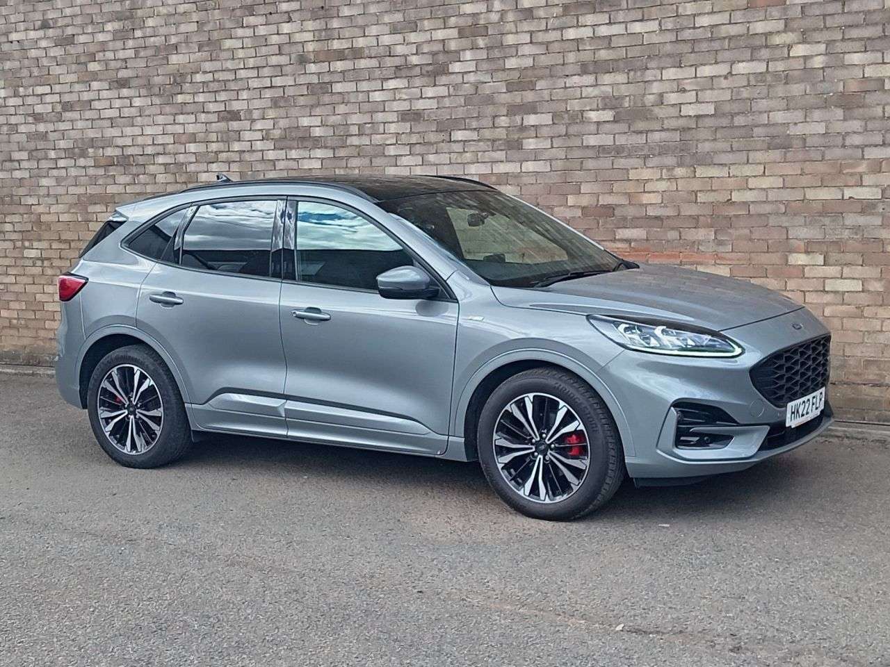 A 2022 FORD KUGA 2.5h Duratec ST-Line X Edition SUV 5dr Petrol Hybrid CVT Euro 6 (s/s) (190 A 2022 FORD KUGA 2.5h Duratec ST-Line X Edition SUV 5dr Petrol Hybrid CVT Euro 6 (s/s) (190