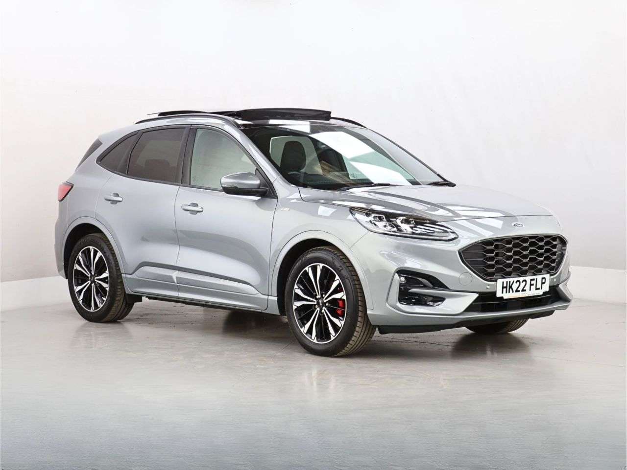 A 2022 FORD KUGA 2.5h Duratec ST-Line X Edition SUV 5dr Petrol Hybrid CVT Euro 6 (s/s) (190 A 2022 FORD KUGA 2.5h Duratec ST-Line X Edition SUV 5dr Petrol Hybrid CVT Euro 6 (s/s) (190