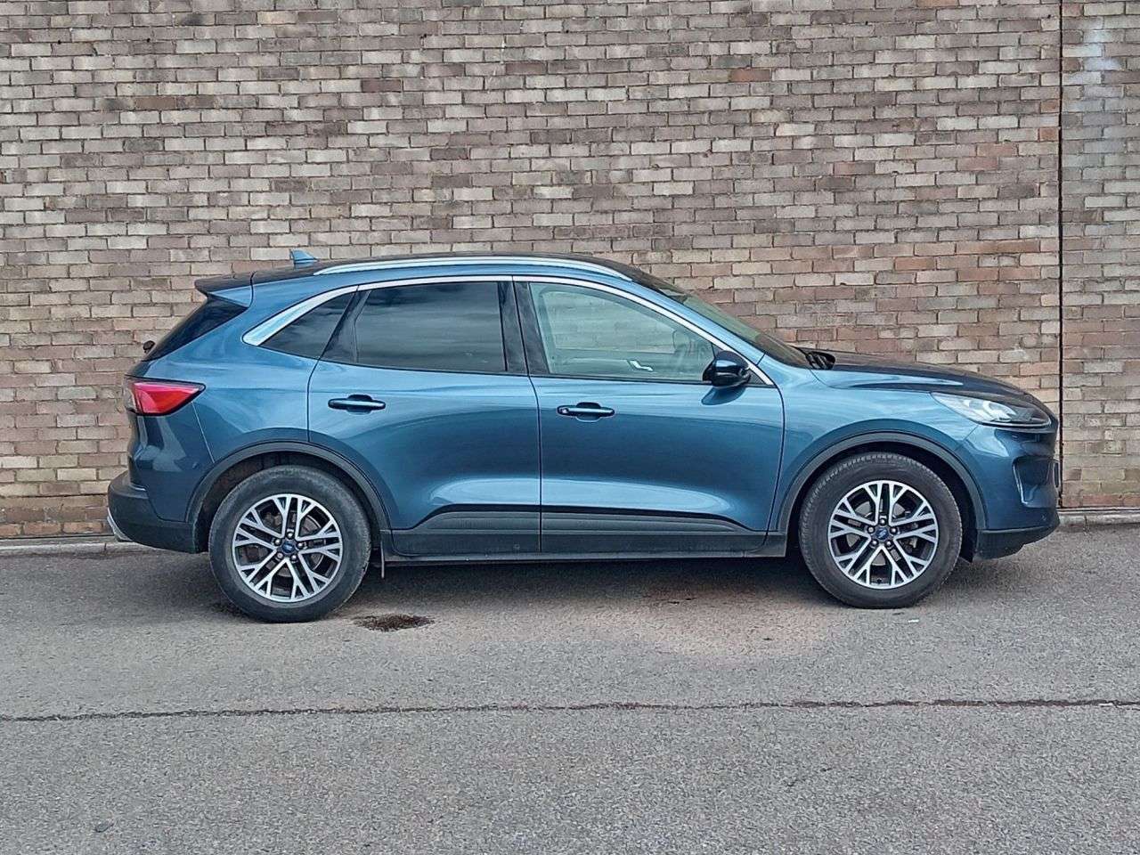 A 2022 FORD KUGA 1.5 EcoBlue Titanium SUV 5dr Diesel Manual Euro 6 (s/s) (120 ps) A 2022 FORD KUGA 1.5 EcoBlue Titanium SUV 5dr Diesel Manual Euro 6 (s/s) (120 ps)