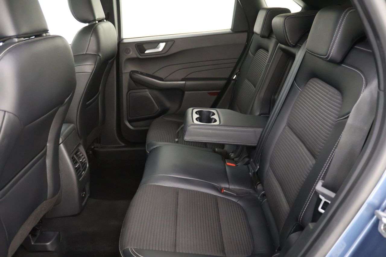 2022 FORD KUGA 2022 FORD KUGA