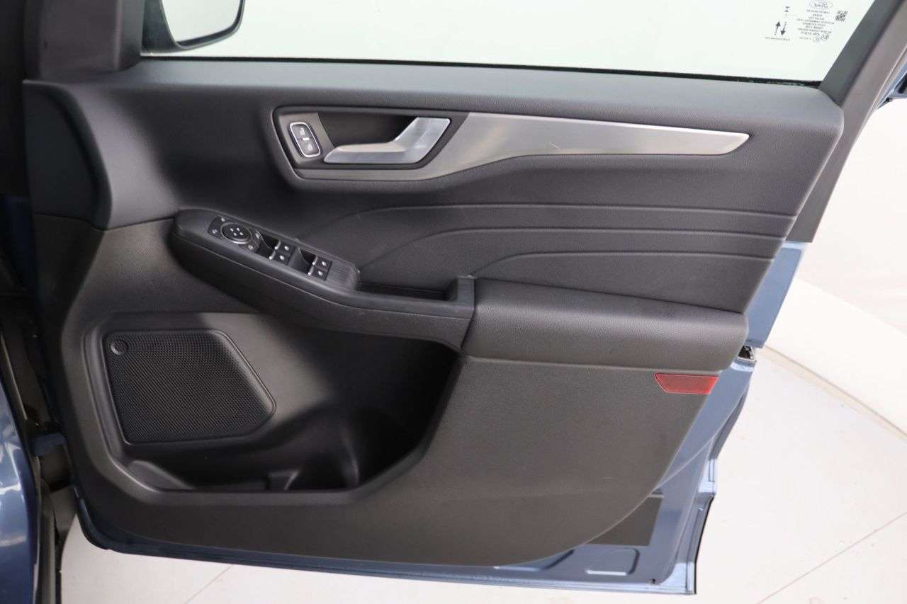 2022 FORD KUGA 2022 FORD KUGA
