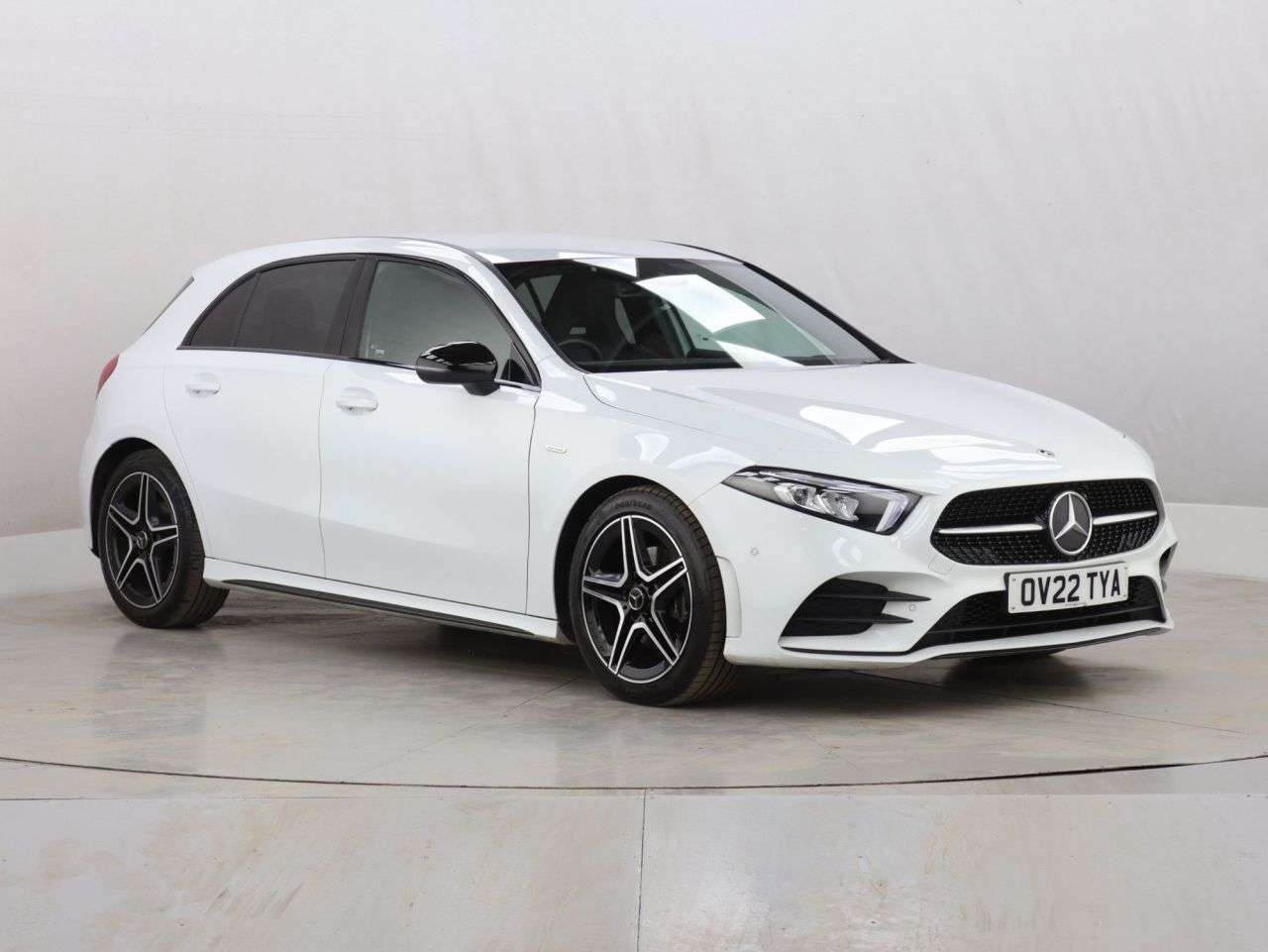 A 2022 MERCEDES-BENZ A CLASS 2.0 A200d AMG Line Edition (Executive) Hatchback 5dr Diesel 8G-DCT Euro 6 ( A 2022 MERCEDES-BENZ A CLASS 2.0 A200d AMG Line Edition (Executive) Hatchback 5dr Diesel 8G-DCT Euro 6 (