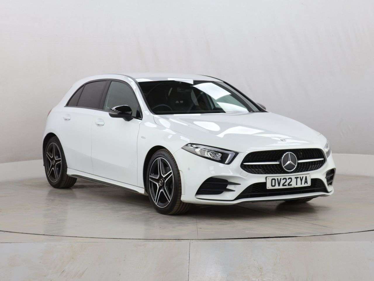 A 2022 MERCEDES-BENZ A CLASS 2.0 A200d AMG Line Edition (Executive) Hatchback 5dr Diesel 8G-DCT Euro 6 ( A 2022 MERCEDES-BENZ A CLASS 2.0 A200d AMG Line Edition (Executive) Hatchback 5dr Diesel 8G-DCT Euro 6 (