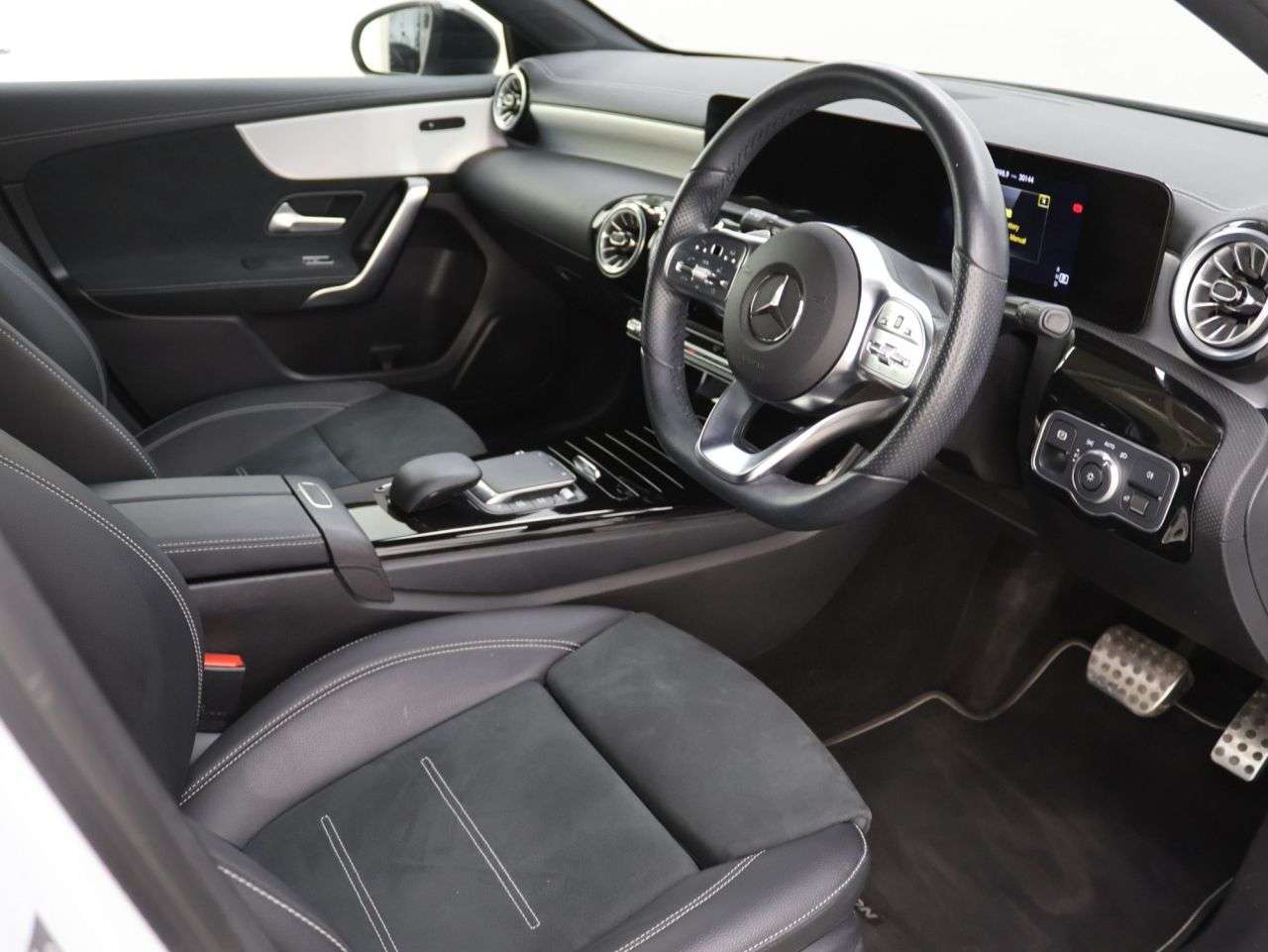 2022 MERCEDES-BENZ A CLASS 2022 MERCEDES-BENZ A CLASS