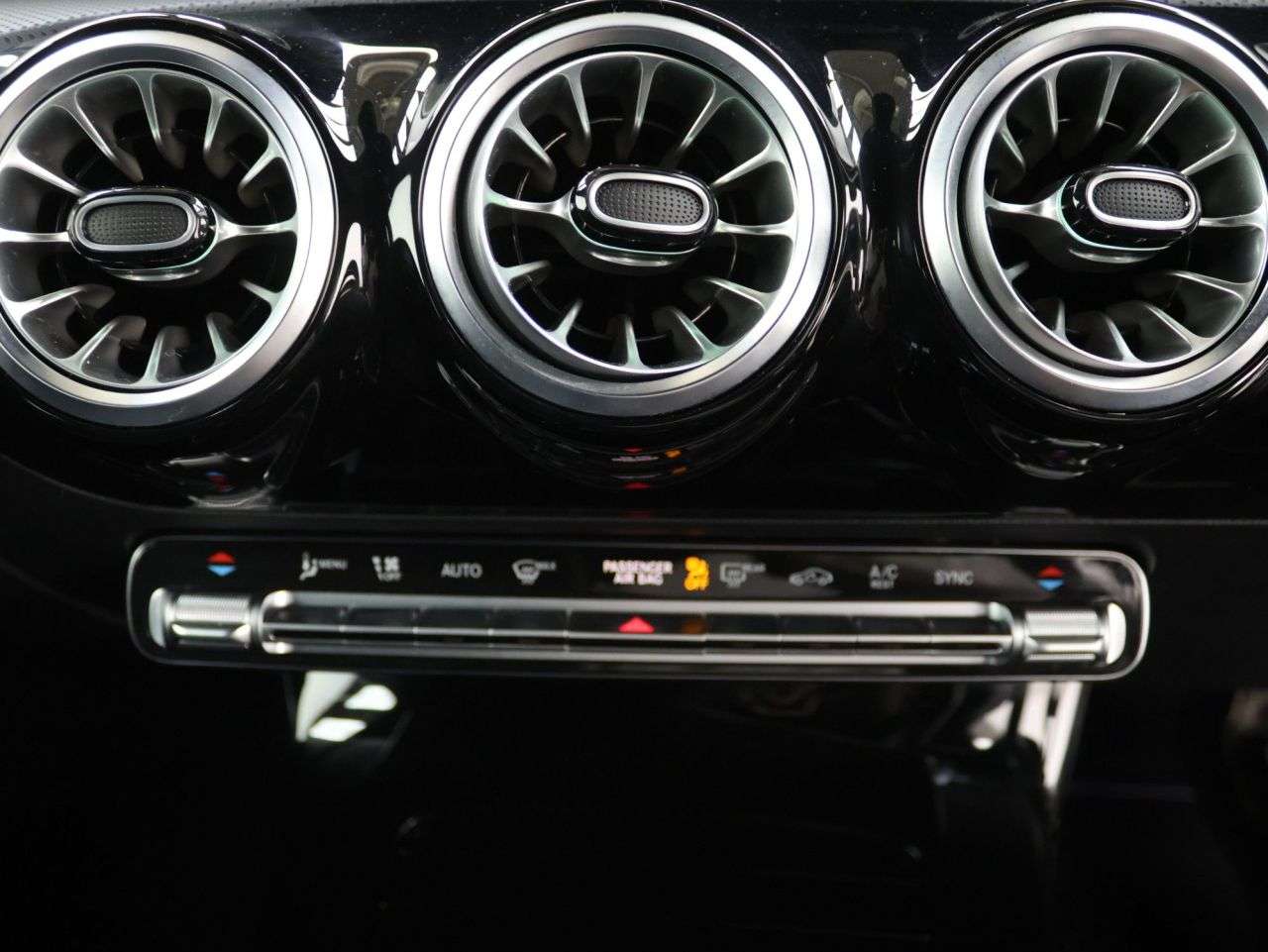 2022 MERCEDES-BENZ A CLASS 2022 MERCEDES-BENZ A CLASS
