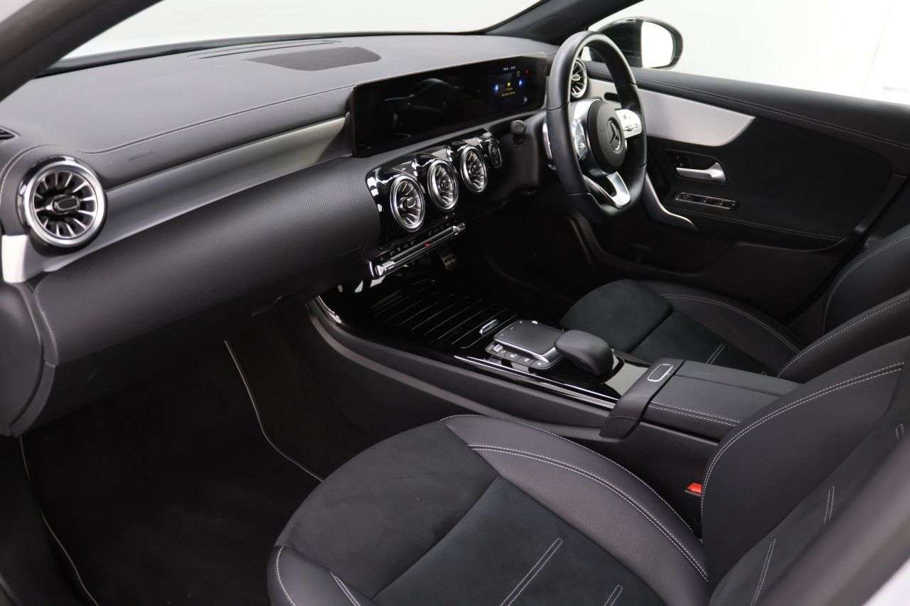 2022 MERCEDES-BENZ A CLASS 2022 MERCEDES-BENZ A CLASS