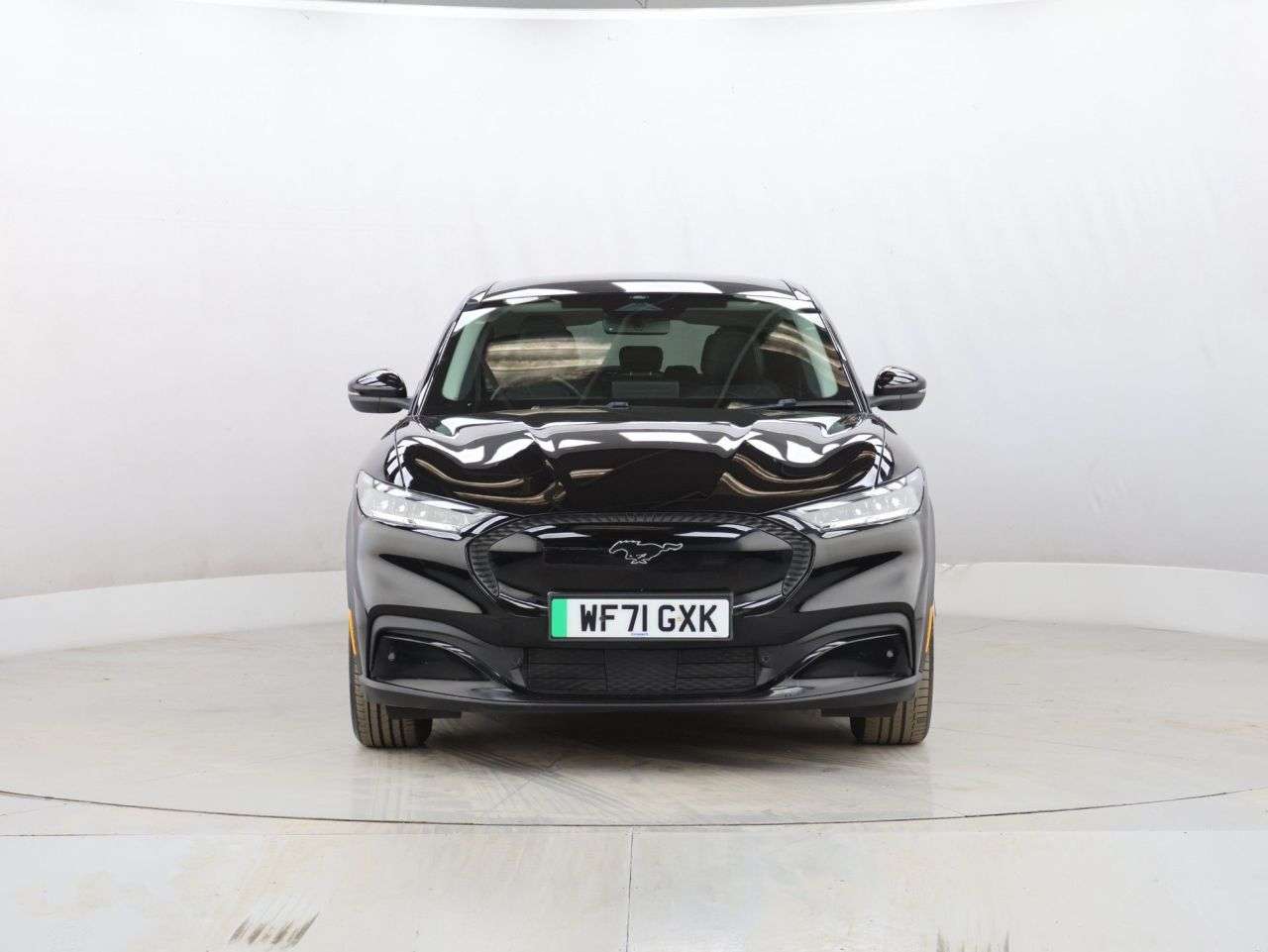 A 2021 FORD MUSTANG MACH-E Standard Range 70kWh SUV 5dr Electric Automatic (269 ps) A 2021 FORD MUSTANG MACH-E Standard Range 70kWh SUV 5dr Electric Automatic (269 ps)