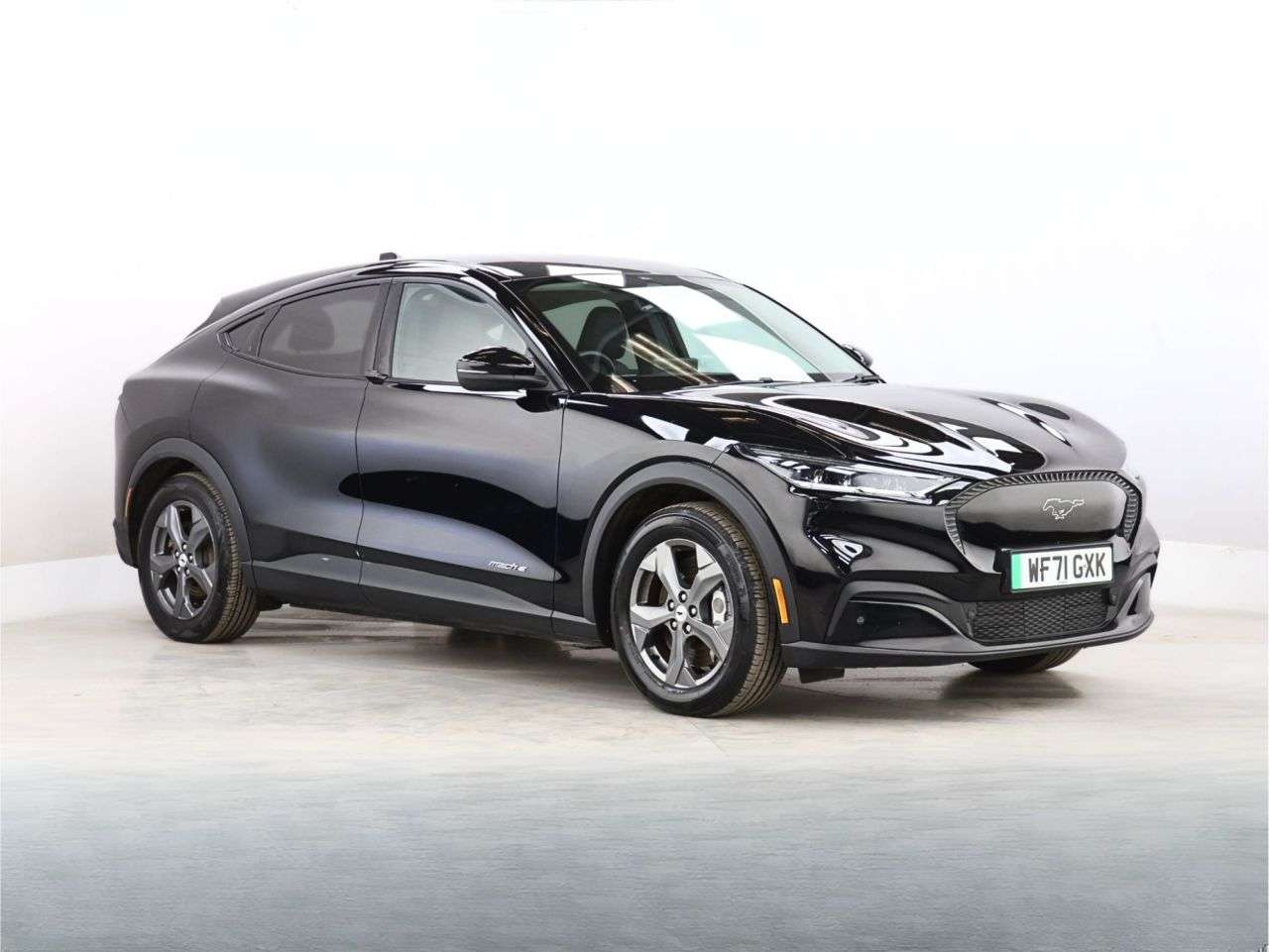 A 2021 FORD MUSTANG MACH-E Standard Range 70kWh SUV 5dr Electric Automatic (269 ps) A 2021 FORD MUSTANG MACH-E Standard Range 70kWh SUV 5dr Electric Automatic (269 ps)