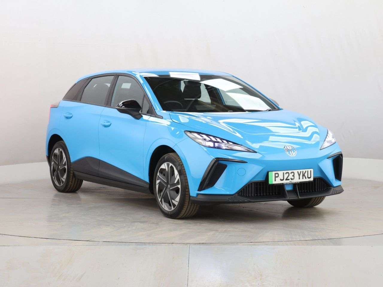A 2023 MG MG 4 51kWh SE Hatchback 5dr Electric Auto (170 ps) A 2023 MG MG 4 51kWh SE Hatchback 5dr Electric Auto (170 ps)