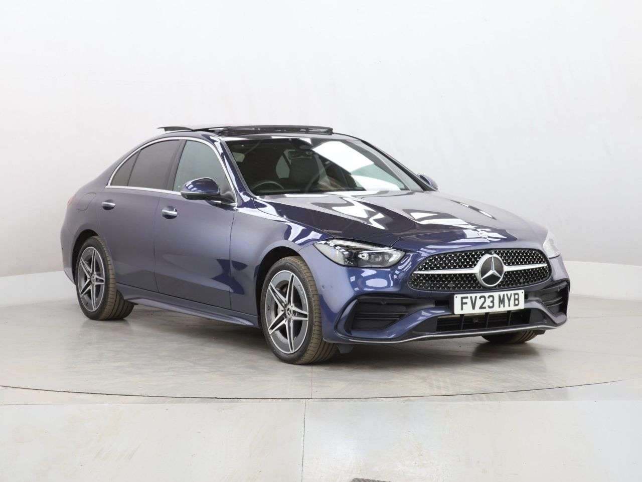 A 2023 MERCEDES-BENZ C CLASS 2.0 C300e 25.4kWh AMG Line (Premium Plus) Saloon 4dr Petrol Plug-in Hybrid A 2023 MERCEDES-BENZ C CLASS 2.0 C300e 25.4kWh AMG Line (Premium Plus) Saloon 4dr Petrol Plug-in Hybrid
