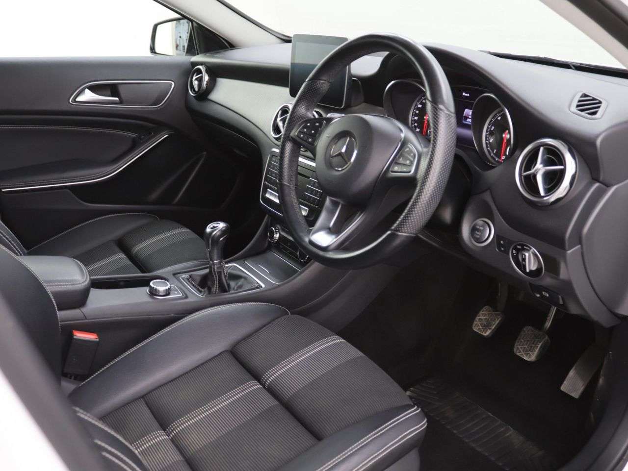 2019 MERCEDES GLA-CLASS 2019 MERCEDES GLA-CLASS