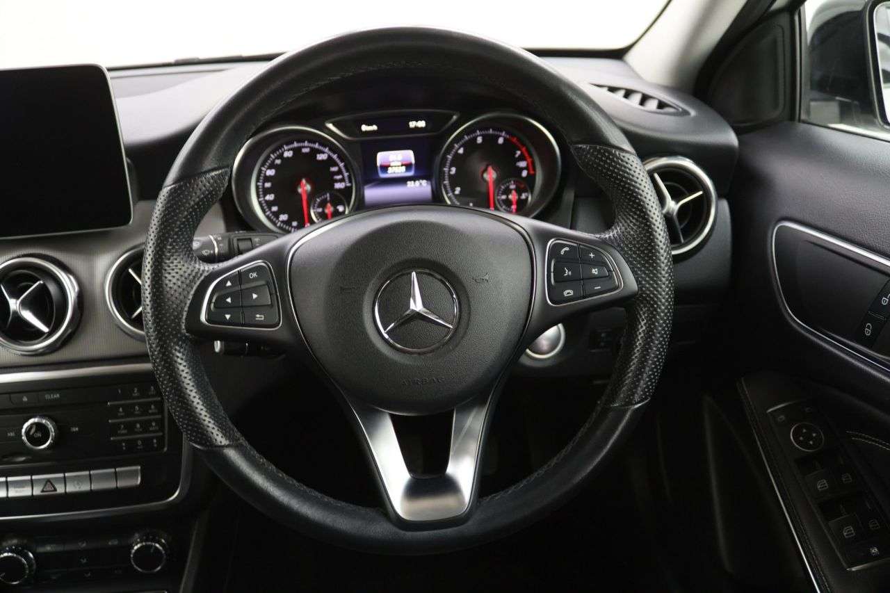 2019 MERCEDES GLA-CLASS 2019 MERCEDES GLA-CLASS