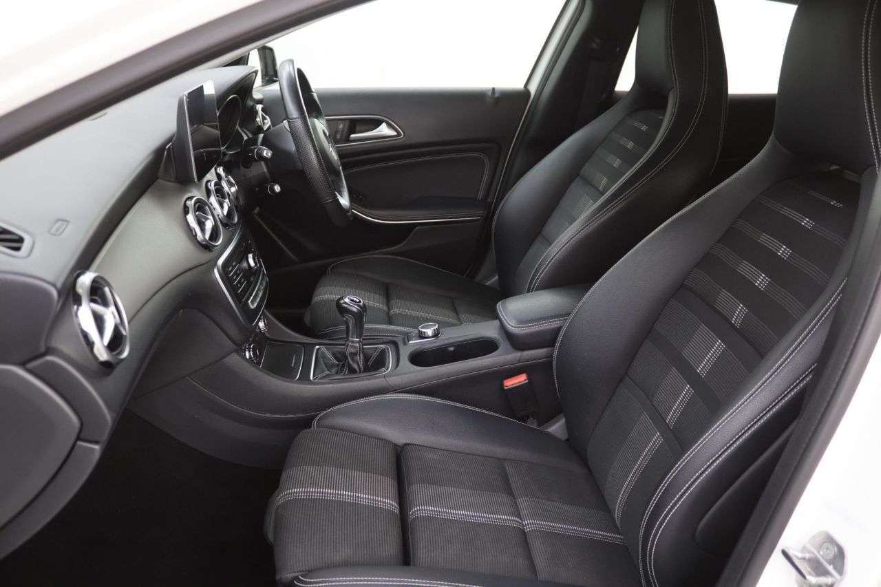 2019 MERCEDES GLA-CLASS 2019 MERCEDES GLA-CLASS