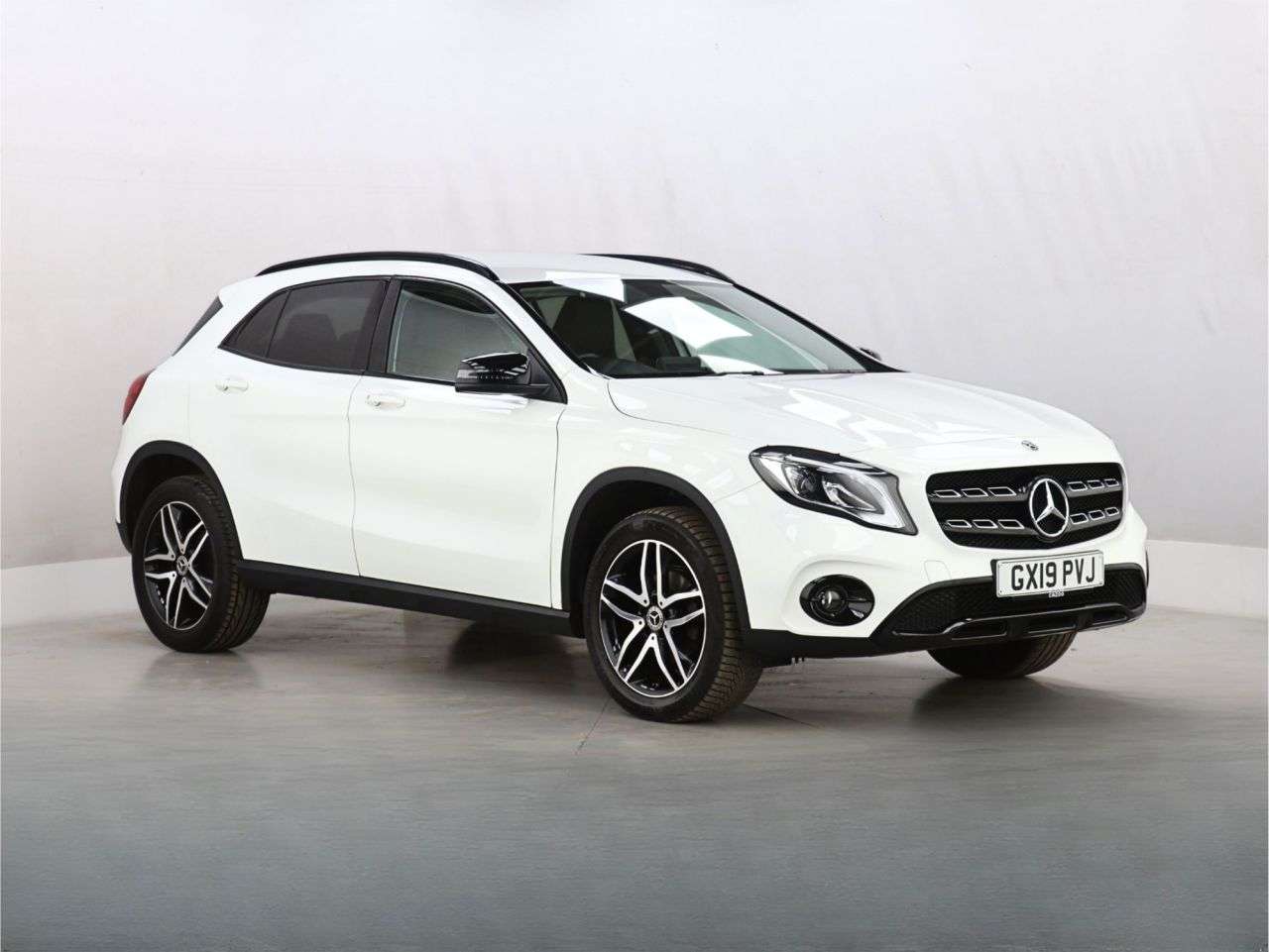A 2019 MERCEDES GLA-CLASS GLA 180 URBAN EDITION A 2019 MERCEDES GLA-CLASS GLA 180 URBAN EDITION