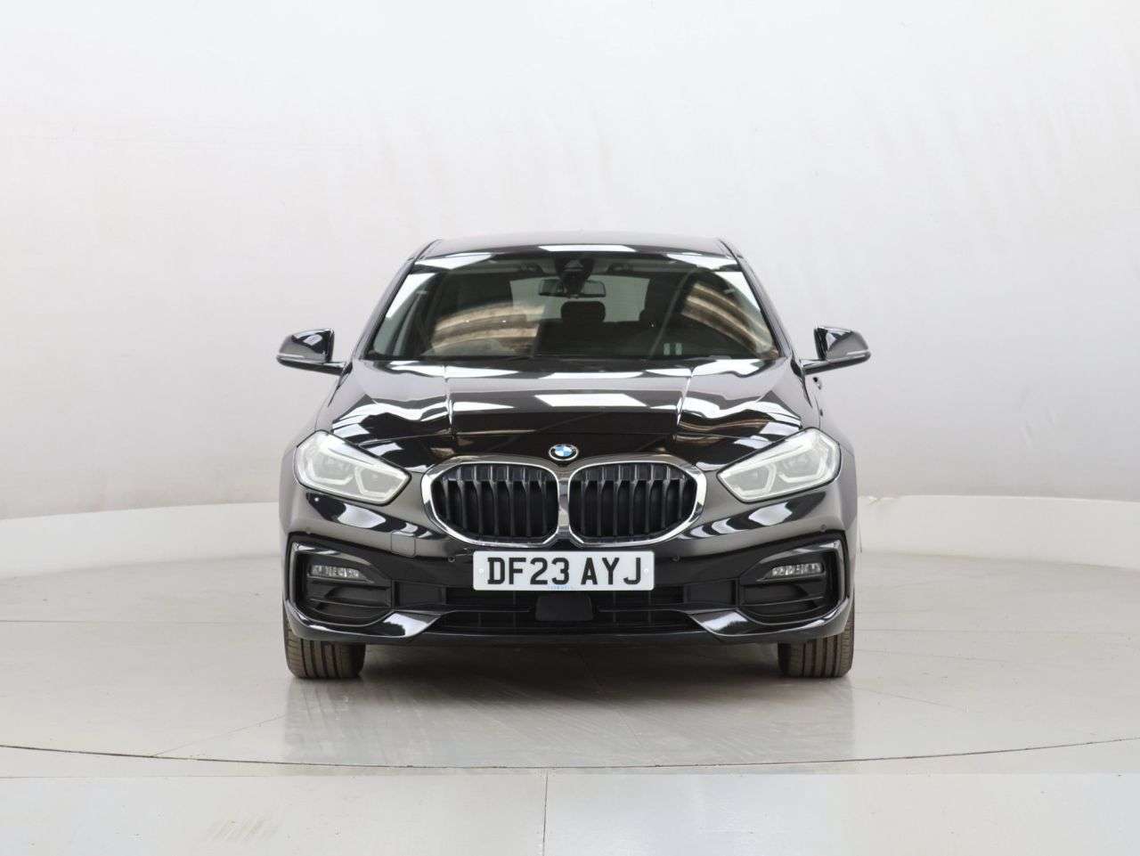 A 2023 BMW 1 SERIES 1.5 118i Sport (LCP) Hatchback 5dr Petrol DCT Euro 6 (s/s) (136 ps) A 2023 BMW 1 SERIES 1.5 118i Sport (LCP) Hatchback 5dr Petrol DCT Euro 6 (s/s) (136 ps)