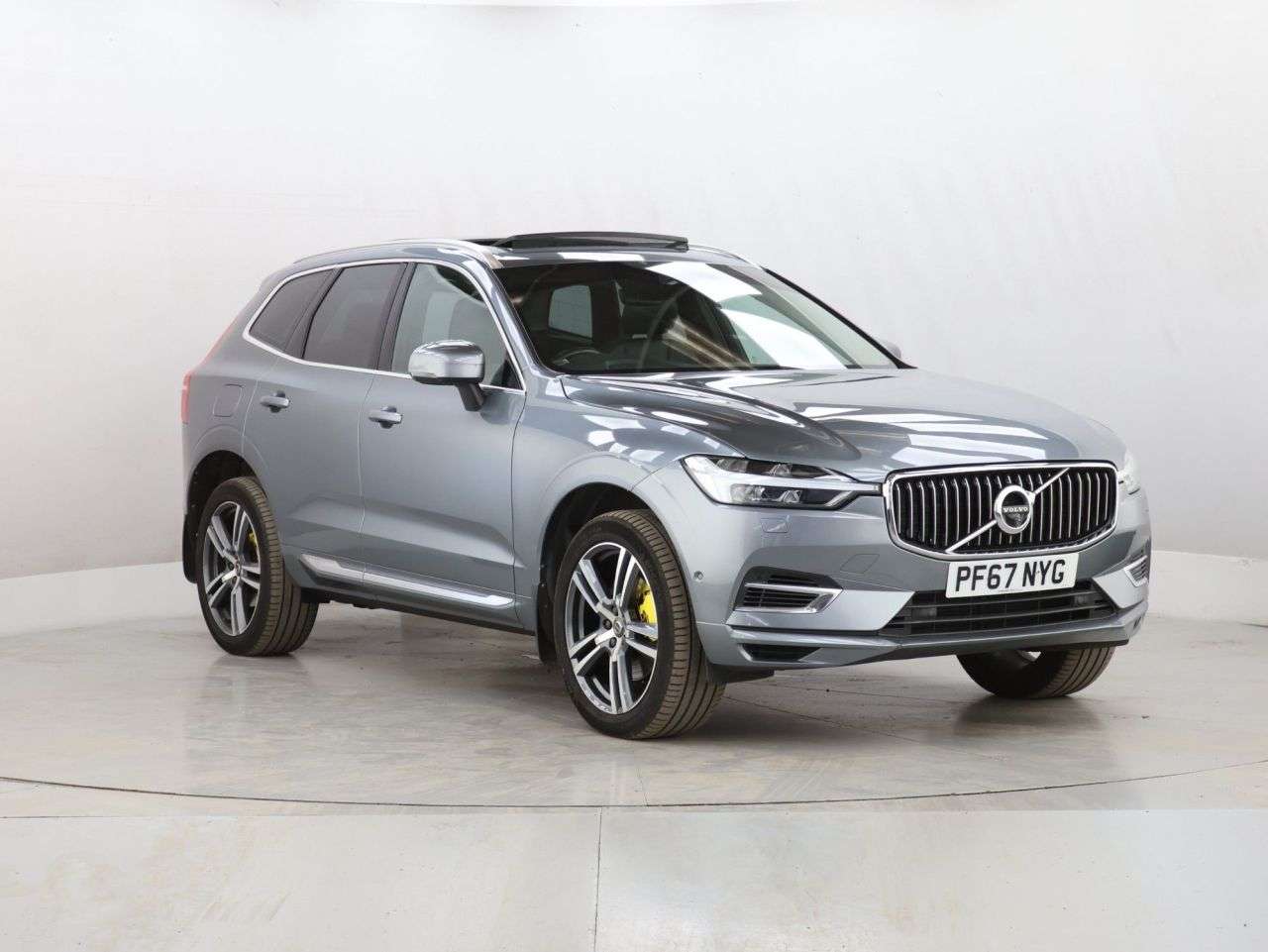 A 2018 VOLVO XC60 2.0h T8 Twin Engine 10.4kWh Inscription Pro SUV 5dr Petrol Plug-in Hybrid A A 2018 VOLVO XC60 2.0h T8 Twin Engine 10.4kWh Inscription Pro SUV 5dr Petrol Plug-in Hybrid A