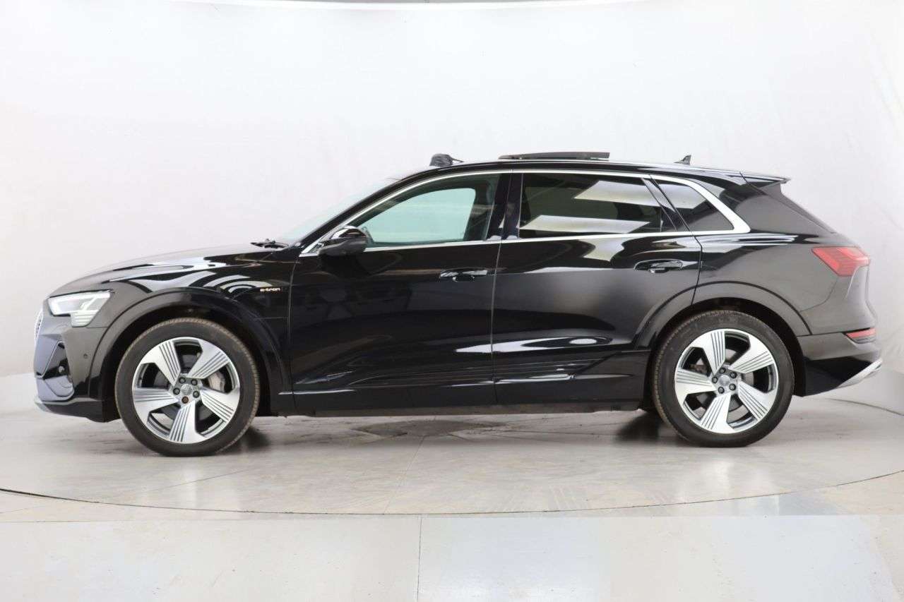 2020 AUDI E-TRON 2020 AUDI E-TRON