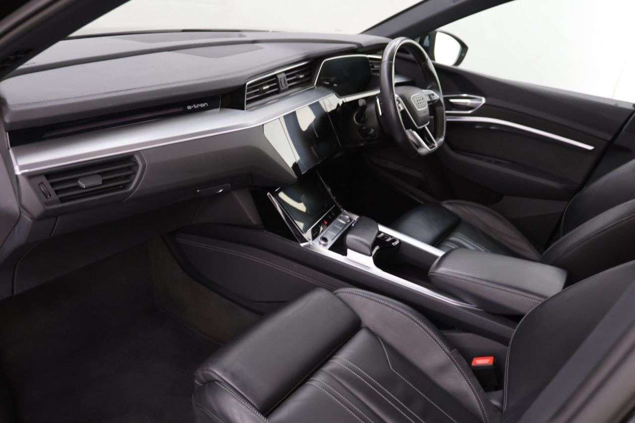 2020 AUDI E-TRON 2020 AUDI E-TRON