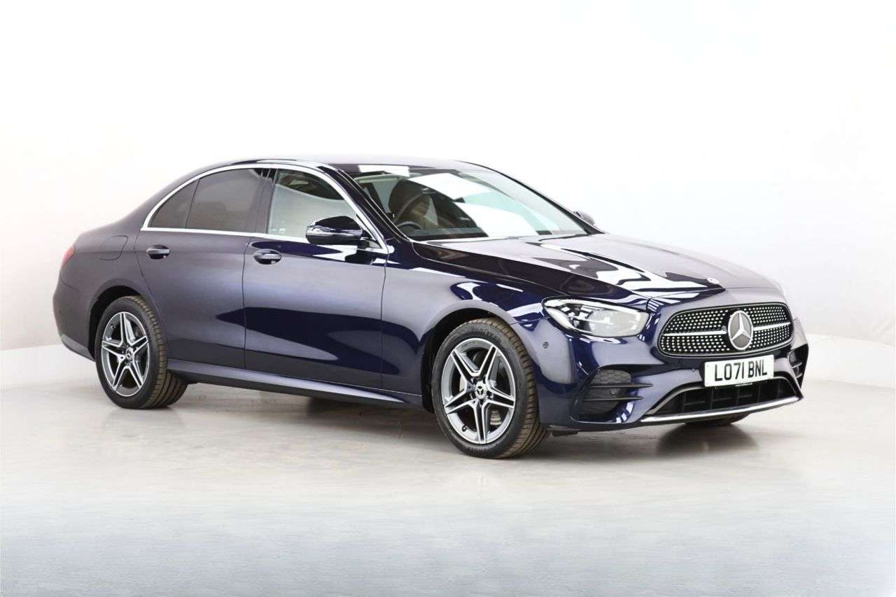A 2022 MERCEDES-BENZ E CLASS 2.0 E300e 13.5kWh AMG Line Edition Saloon 4dr Petrol Plug-in Hybrid G-Troni A 2022 MERCEDES-BENZ E CLASS 2.0 E300e 13.5kWh AMG Line Edition Saloon 4dr Petrol Plug-in Hybrid G-Troni