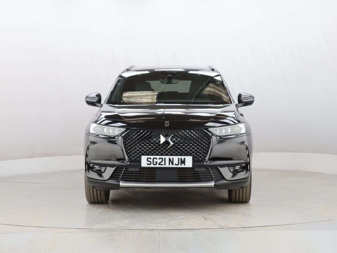 A 2021 DS AUTOMOBILES DS 7 1.6 PureTech Louvre Crossback 5dr Petrol EAT8 Euro 6 (s/s) (225 ps) A 2021 DS AUTOMOBILES DS 7 1.6 PureTech Louvre Crossback 5dr Petrol EAT8 Euro 6 (s/s) (225 ps)