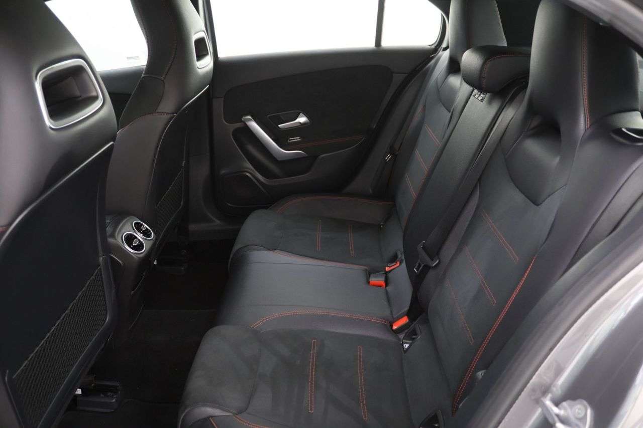 2018 MERCEDES-BENZ A CLASS 2018 MERCEDES-BENZ A CLASS