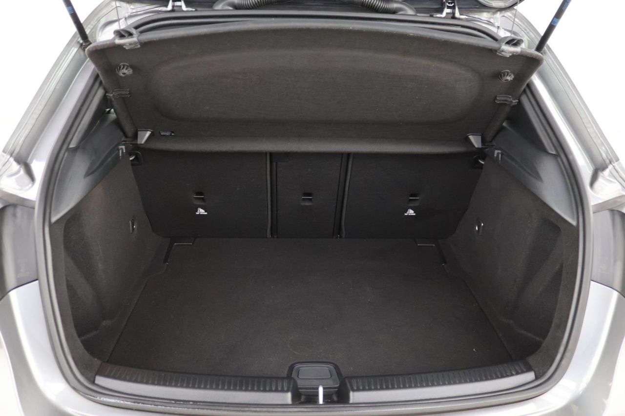 2018 MERCEDES-BENZ A CLASS 2018 MERCEDES-BENZ A CLASS