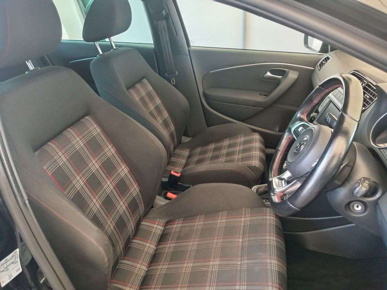 2016 VOLKSWAGEN POLO 2016 VOLKSWAGEN POLO