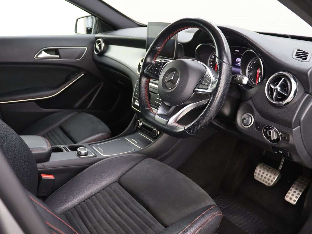 2018 MERCEDES-BENZ GLA CLASS 2018 MERCEDES-BENZ GLA CLASS