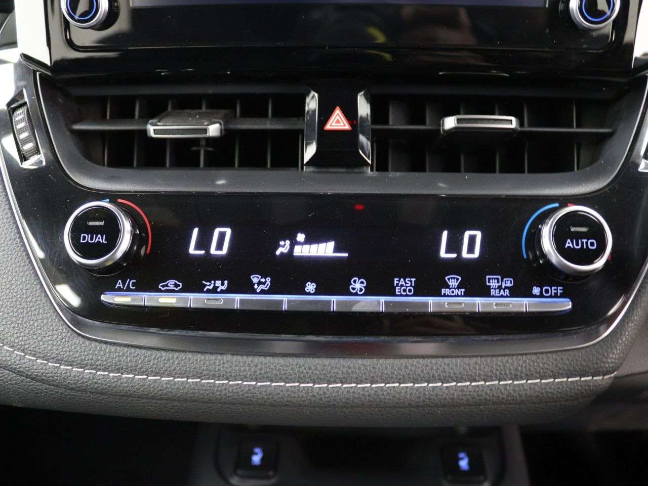 2021 TOYOTA COROLLA 2021 TOYOTA COROLLA