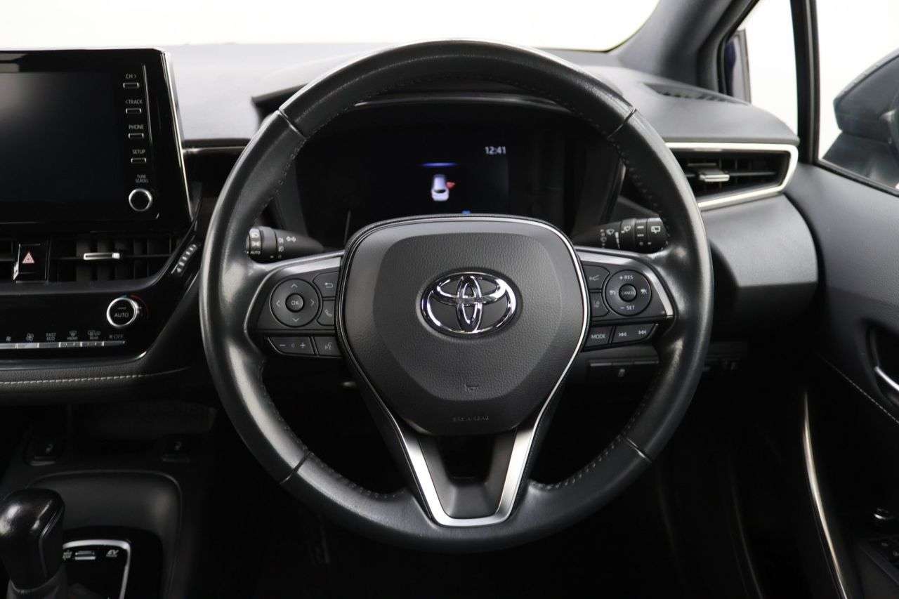 2021 TOYOTA COROLLA 2021 TOYOTA COROLLA
