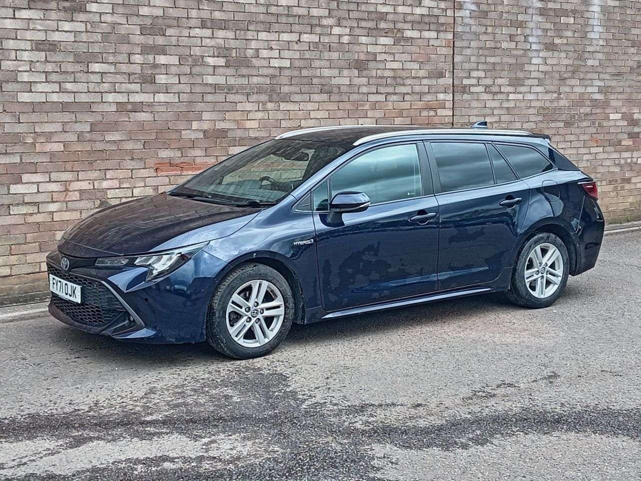 A 2021 TOYOTA COROLLA 1.8 VVT-h GPF Icon Tech Touring Sports 5dr Petrol Hybrid CVT Euro 6 (s/s) ( A 2021 TOYOTA COROLLA 1.8 VVT-h GPF Icon Tech Touring Sports 5dr Petrol Hybrid CVT Euro 6 (s/s) (
