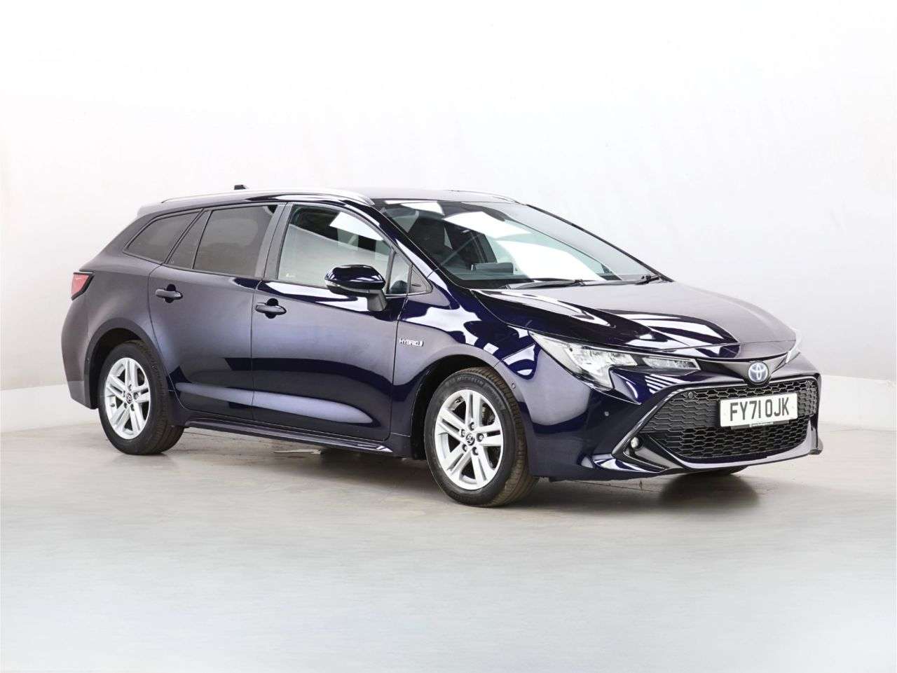 A 2021 TOYOTA COROLLA 1.8 VVT-h GPF Icon Tech Touring Sports 5dr Petrol Hybrid CVT Euro 6 (s/s) ( A 2021 TOYOTA COROLLA 1.8 VVT-h GPF Icon Tech Touring Sports 5dr Petrol Hybrid CVT Euro 6 (s/s) (