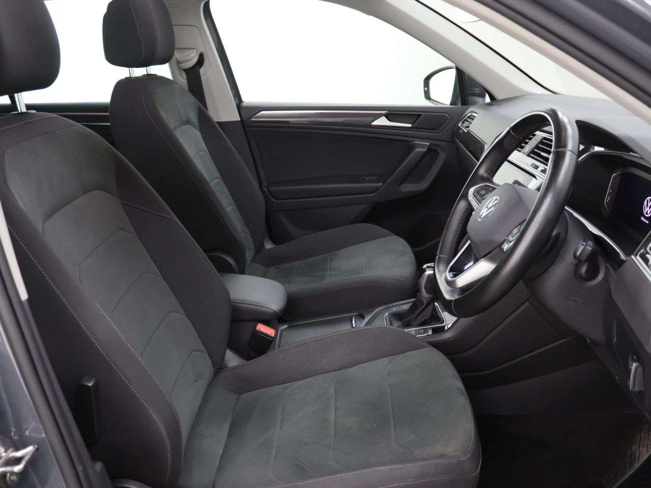 2021 VOLKSWAGEN TIGUAN 2021 VOLKSWAGEN TIGUAN