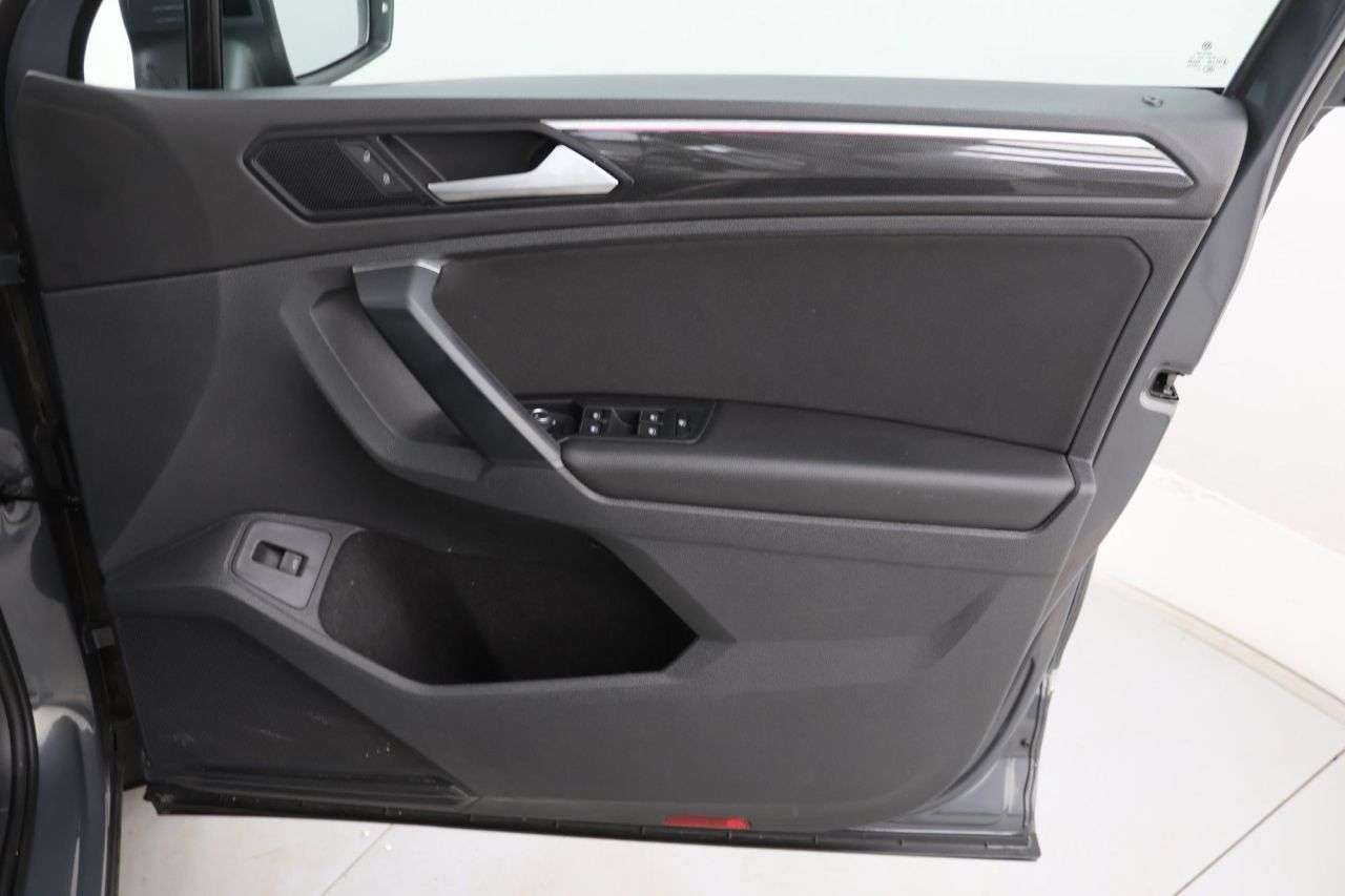 2021 VOLKSWAGEN TIGUAN 2021 VOLKSWAGEN TIGUAN