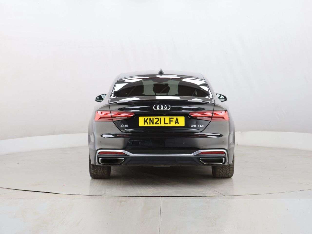 A 2021 AUDI A5 2.0 TDI 35 S line Sportback 5dr Diesel S Tronic Euro 6 (s/s) (163 ps) A 2021 AUDI A5 2.0 TDI 35 S line Sportback 5dr Diesel S Tronic Euro 6 (s/s) (163 ps)