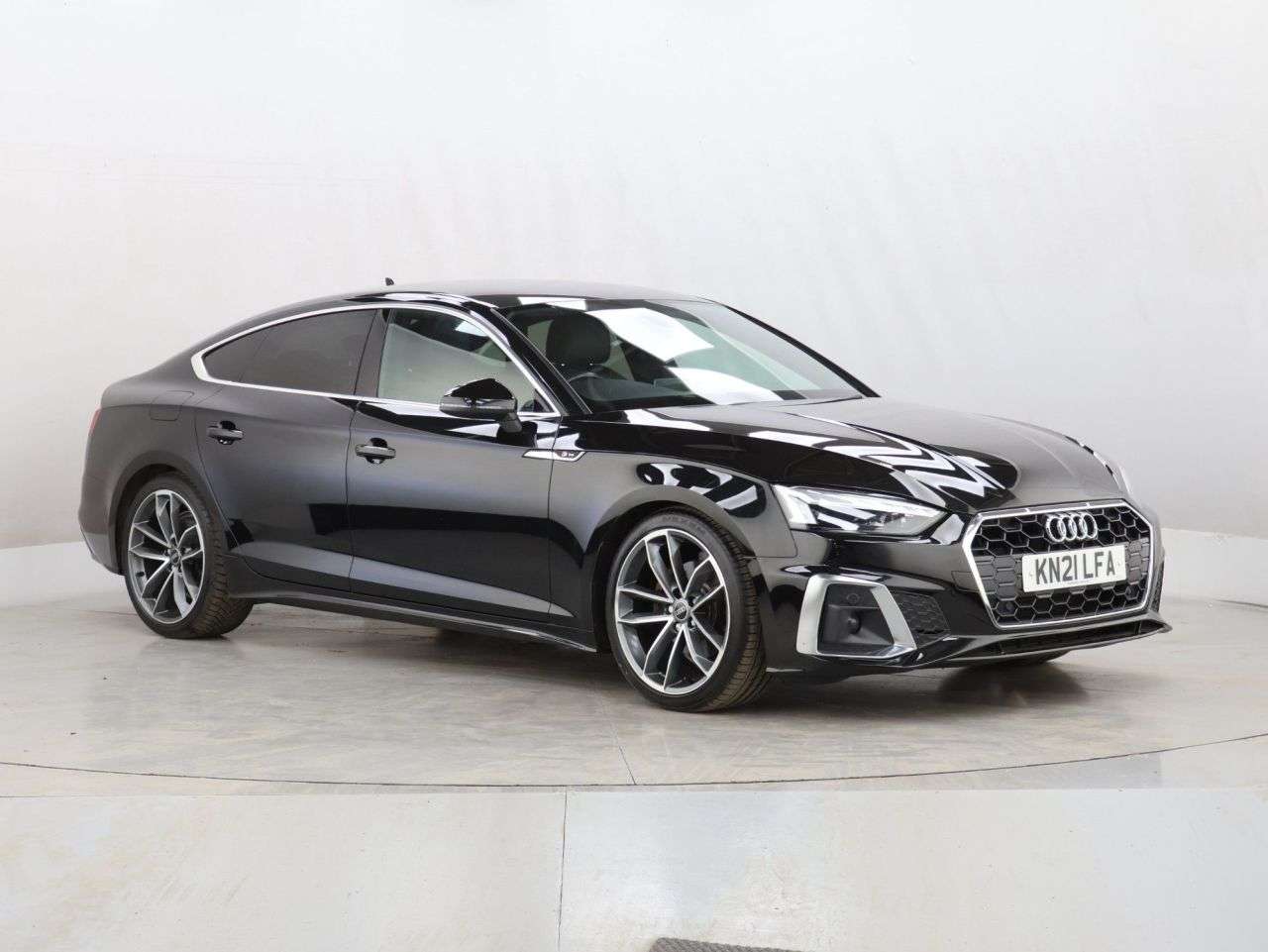 A 2021 AUDI A5 2.0 TDI 35 S line Sportback 5dr Diesel S Tronic Euro 6 (s/s) (163 ps) A 2021 AUDI A5 2.0 TDI 35 S line Sportback 5dr Diesel S Tronic Euro 6 (s/s) (163 ps)