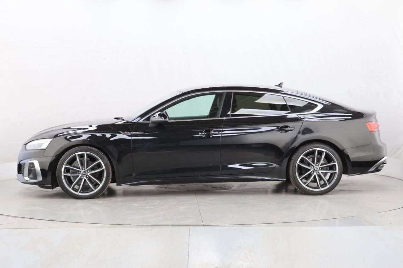 2021 AUDI A5 2021 AUDI A5