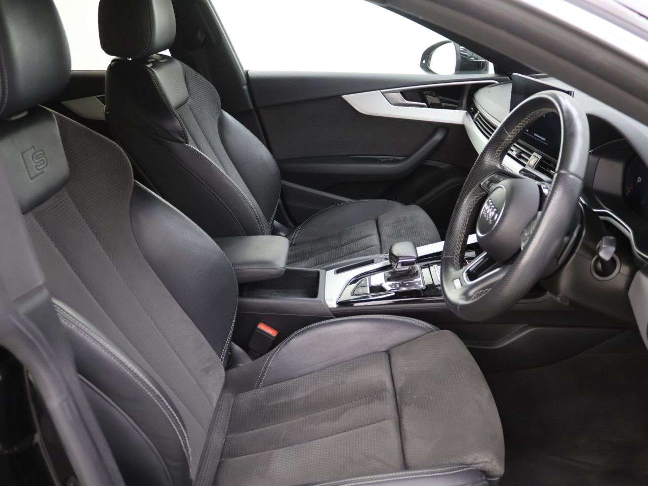 2021 AUDI A5 2021 AUDI A5