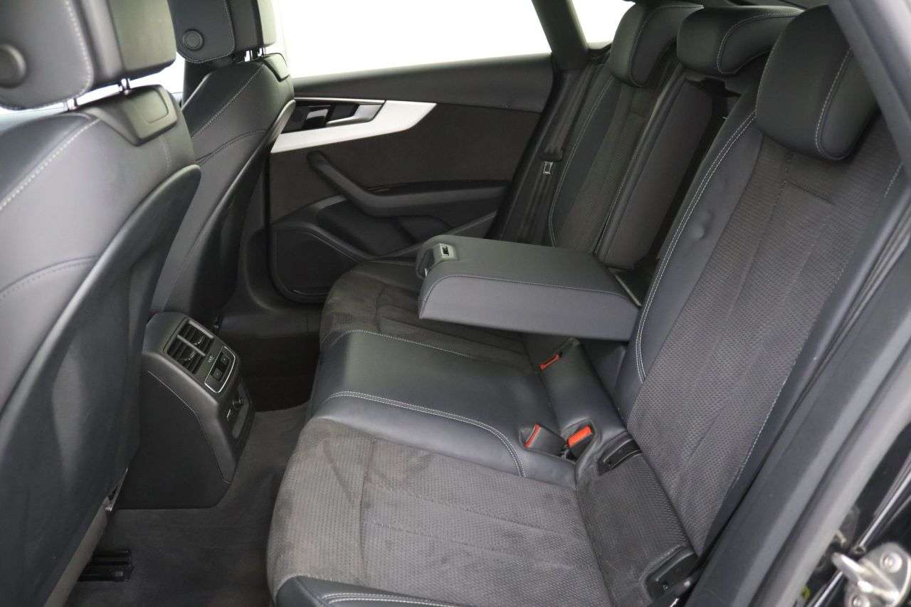 2021 AUDI A5 2021 AUDI A5