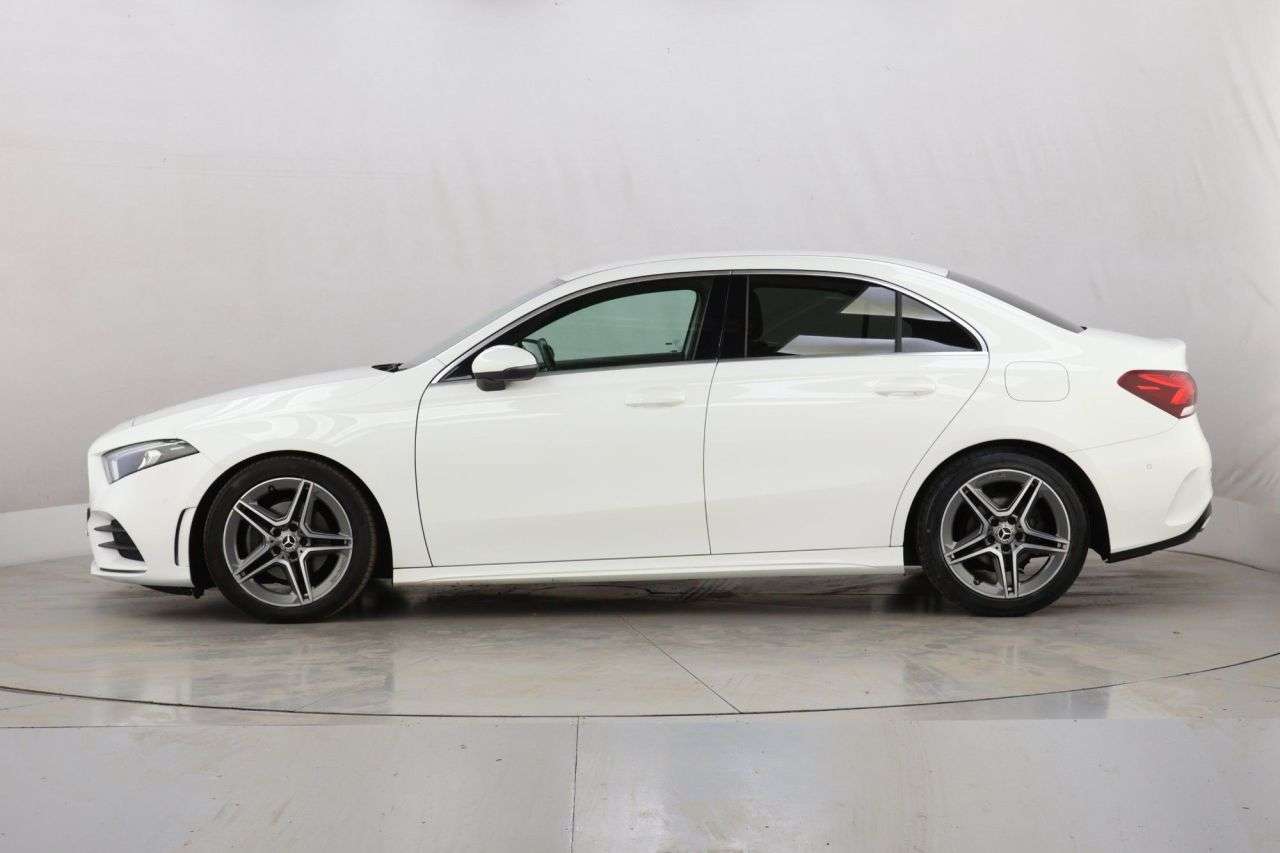2021 MERCEDES-BENZ A CLASS 2021 MERCEDES-BENZ A CLASS