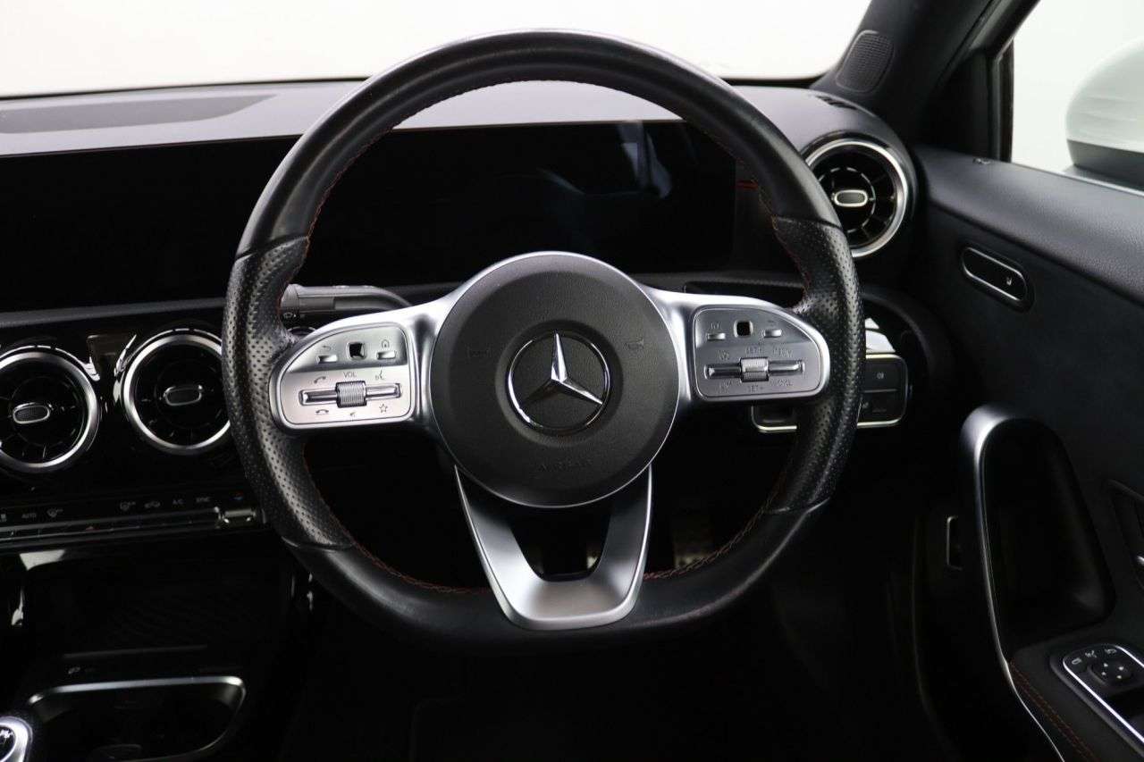 2021 MERCEDES-BENZ A CLASS 2021 MERCEDES-BENZ A CLASS