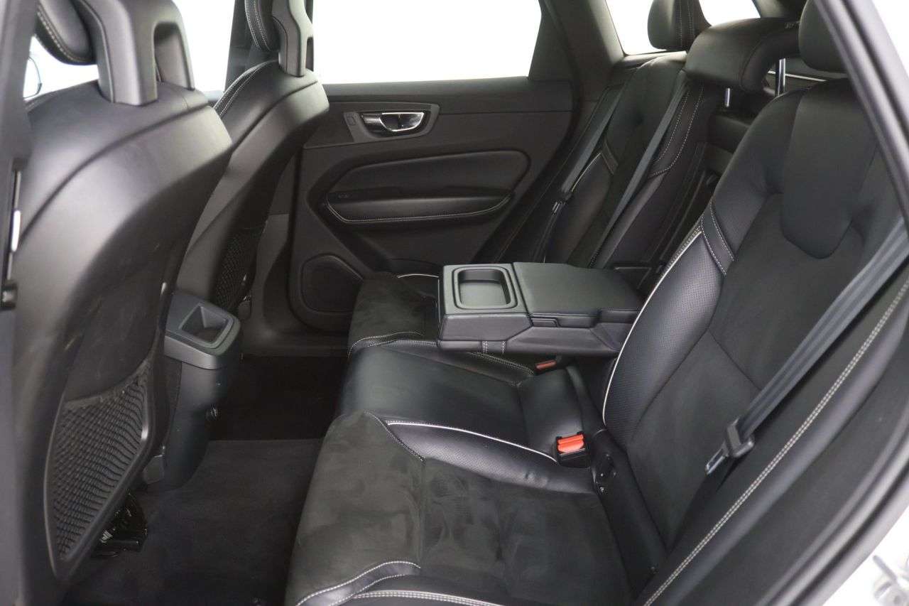 2018 VOLVO XC60 2018 VOLVO XC60