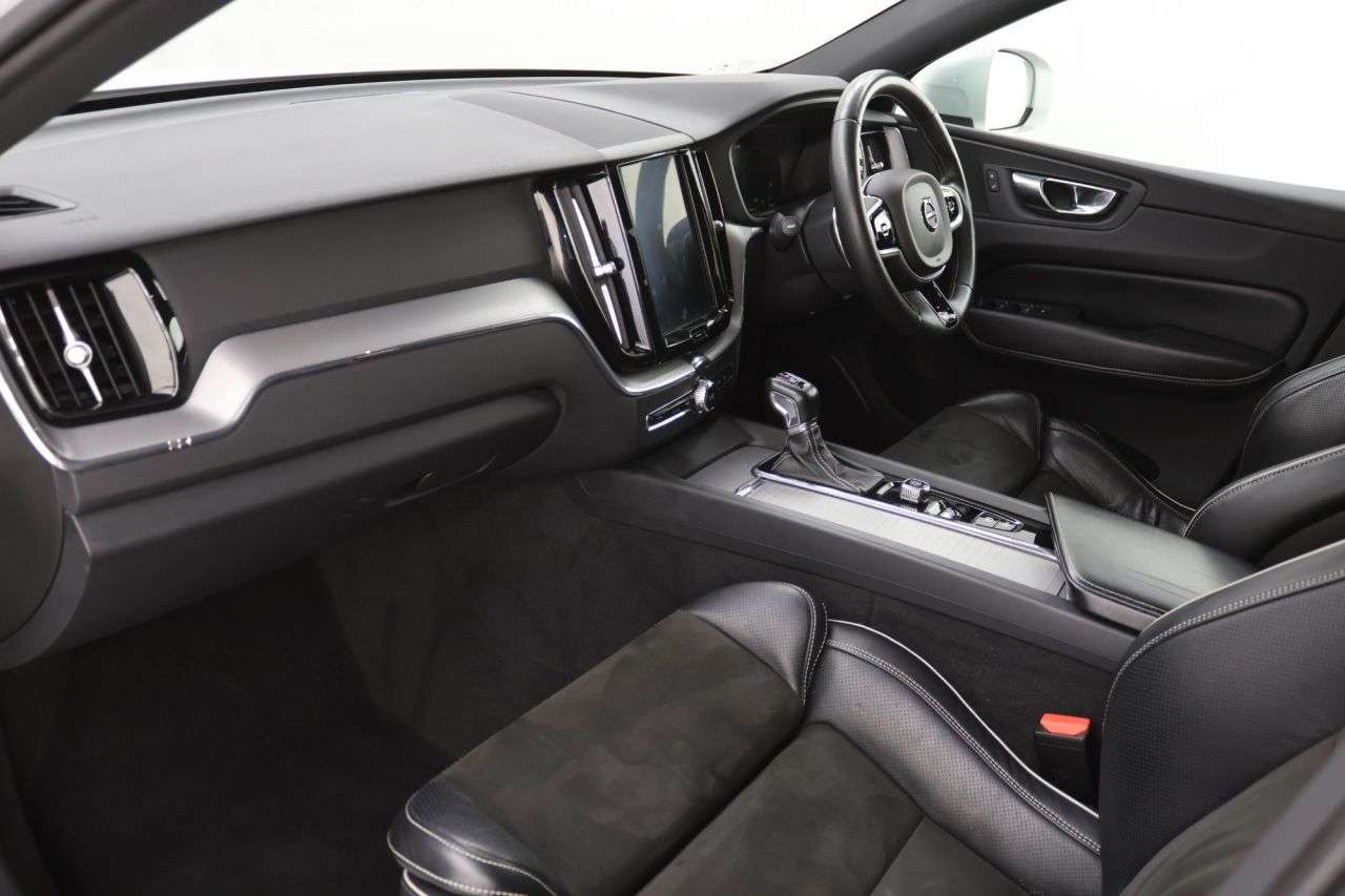 2018 VOLVO XC60 2018 VOLVO XC60
