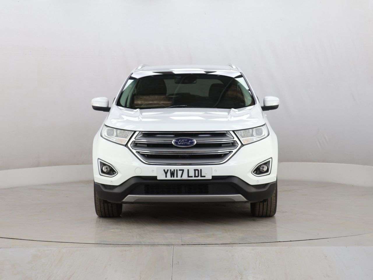 A 2017 FORD EDGE 2.0 TDCi Titanium SUV 5dr Diesel Manual AWD Euro 6 (s/s) (180 ps) A 2017 FORD EDGE 2.0 TDCi Titanium SUV 5dr Diesel Manual AWD Euro 6 (s/s) (180 ps)