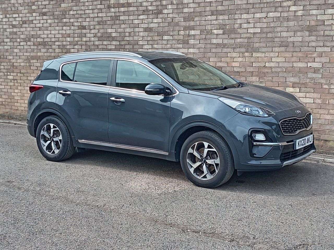 A 2020 KIA SPORTAGE 1.6 GDi Platinum Edition SUV 5dr Petrol Manual Euro 6 (s/s) (130 bhp) A 2020 KIA SPORTAGE 1.6 GDi Platinum Edition SUV 5dr Petrol Manual Euro 6 (s/s) (130 bhp)
