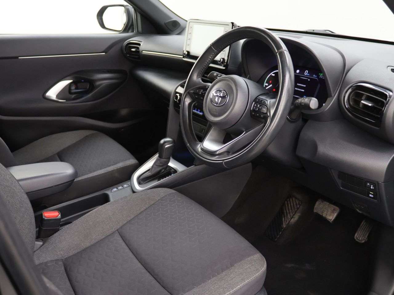 2023 TOYOTA YARIS CROSS 2023 TOYOTA YARIS CROSS